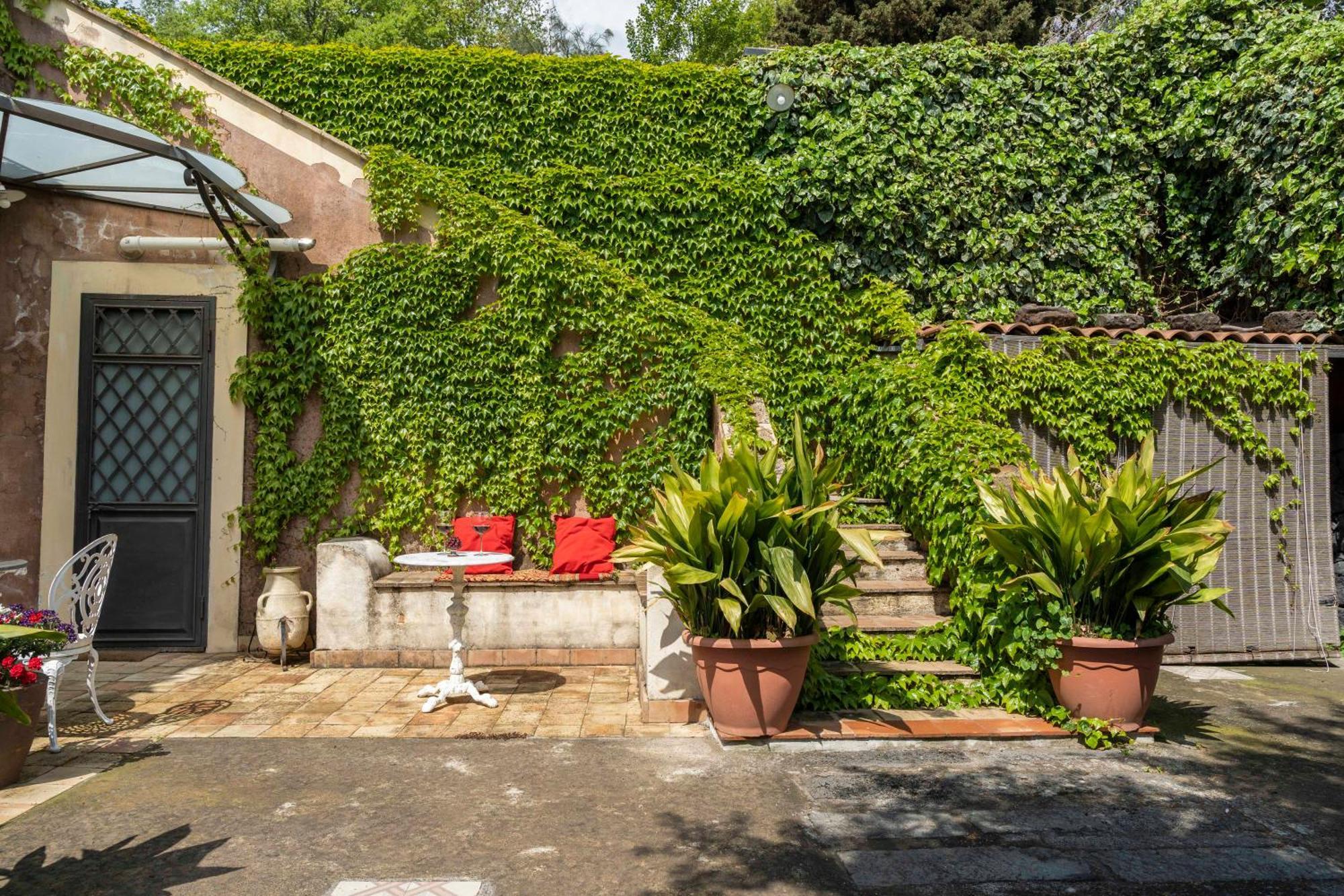 B&B Bellini Міло Екстер'єр фото